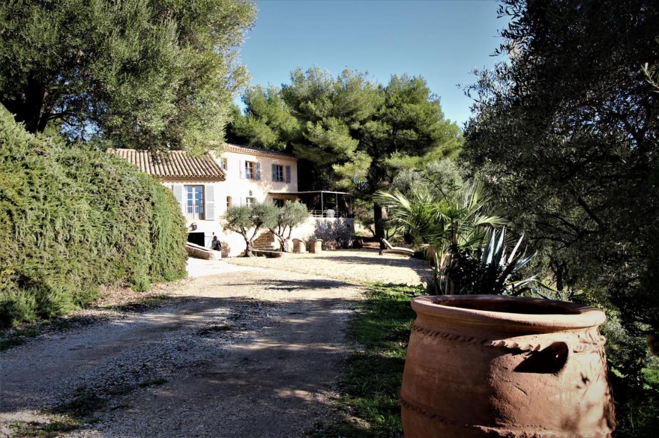 Villa Des Oliviers Sanary-sur-Mer Exterior photo